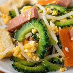 食通も唸る！豆富・野菜たっぷりの絶品沖縄料理が豊富の写真