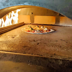 自家製窯焼きピザを660円で♪