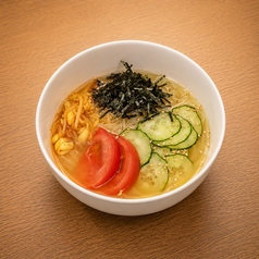 冷麺（あっさり牛骨スープ）