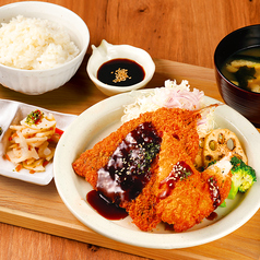 さかなフライ定食でサッパリ！