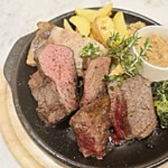 ステーキ肉盛り合わせ