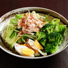 ブロッコリーと鶏ムネの健康サラダ