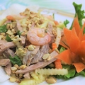 料理メニュー写真 【人気】青パパイヤとエビ豚肉のサラダ