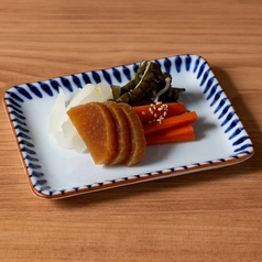 お漬物盛り合わせ