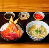 海鮮丼五星 公設市場店のおすすめ料理3