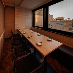 エリア最大規模の大宴会場を完備！皆様お顔を見渡すことができ一体感のあるご宴会が可能！広々とした造りとなっておりますので宴会途中のご移動もスムーズ！まさに幹事様理想の空間です。(溝の口 個室 牛タン 焼き鳥 肉寿司 飲み放題 デート 宴会コース 記念日 接待 宴会)