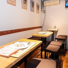 大人の隠れ家！壁・扉ありの完全個室タイプのお席は、誰にも邪魔されることなくプライベート時間をお愉しみ頂けます◎7名様からMAX12名様迄収容可能！中規模の集まりにご利用下さい！