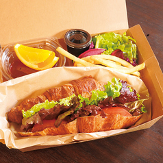 クロワッサンBLT BOX