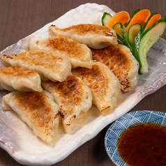 冷凍せずに作りたてを提供する手作り餃子の魅力