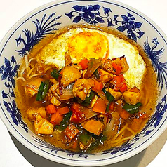 辛子鶏肉炒めラーメン