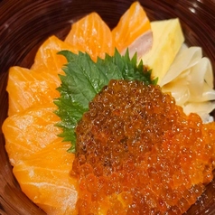 サーモン・いくら丼