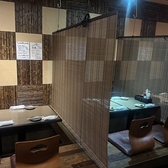 テーブルごとの仕切り完備