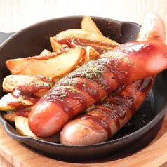 HOP カリーブルスト2種盛り プレーン・バジル