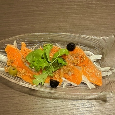 サーモンのカルパッチョ