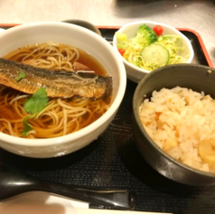 【ランチ】手打ちそば・ミニ丼のセット