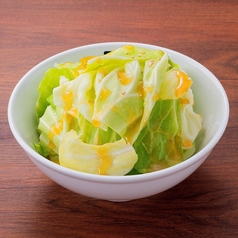 やみつき塩キャベツ/ピリ辛たたき胡瓜/トマトとアボカドのバジルマリネ