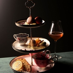 【ランチ限定】甘美な誘い ディセール・ティースタンド