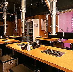 焼肉やっちゃん 新橋店の雰囲気3