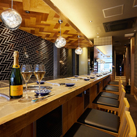 お肉に合うお酒を種類豊富に取り揃えています