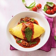 カリフラワーとバジルのトマトガーリックオムライス