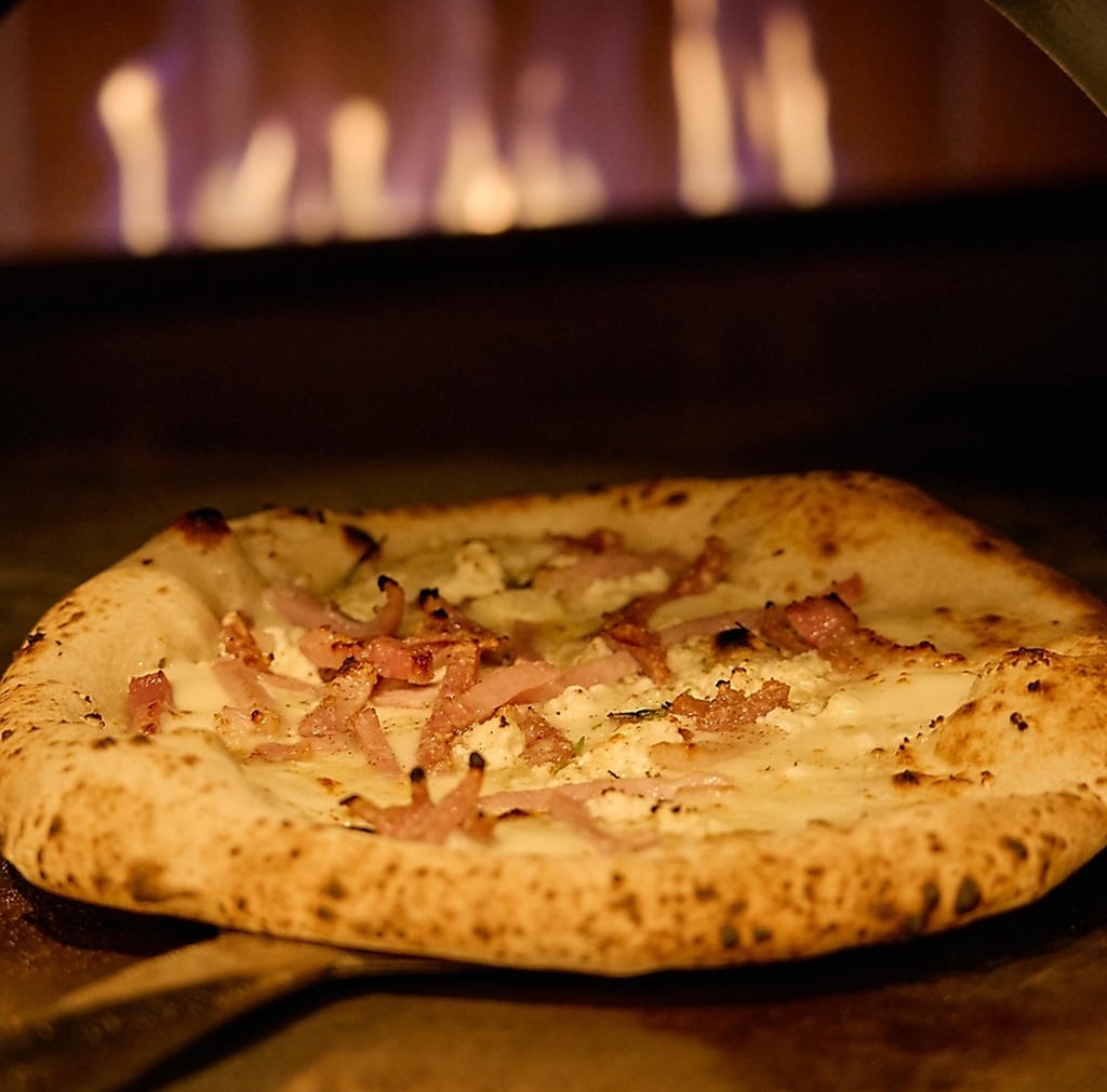 ピッツァが当店看板メニュー！ピッツァ職人が焼き上げる本場の味が絶品の仕上がり♪♪