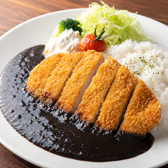 期間限定「ブラックカツカレーランチ」
