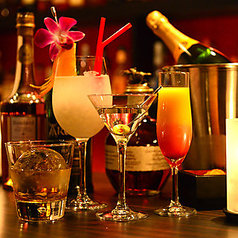 人気の3時間飲み放題ございます