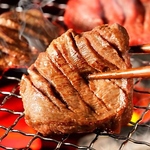 牛タンをはじめとした肉料理も豊富にございます！魚介類が苦手な方ともお楽しみいただけます！