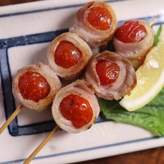 プチトマトと豚肉の包み焼