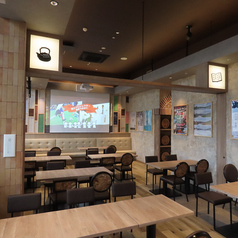 駅ナカ酒場といえばNEO海王！テーブル席で大人数のご宴会でも！