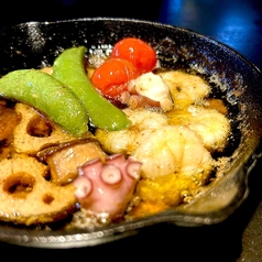 鉄板アヒージョ（バケット付）