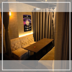 DINING BAR LIBERTY ダイニング バー リバティー 梅田店の雰囲気3