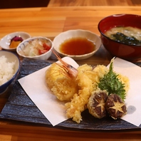 さくさくに揚げた天ぷら定食/1600円（税込）