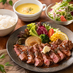 ラム肉のステーキ定食