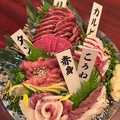 料理メニュー写真&nbsp;極上桜肉盛　馬刺し七盛り合わせ