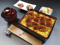 穴子ちらし（ランチ限定）一日10食