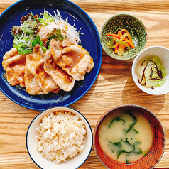 【疲労回復や筋肉痛を解消したい方に】生姜焼き定食