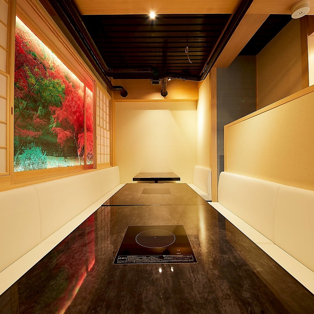 ご利用人数に合わせてテーブルを繋げること可能◎お気軽にご相談ください。