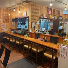 おひとり様やカップル、ご夫婦に人気のカウンター席♪