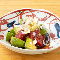 漬け鮪とアボカド わさび醤油和え