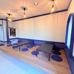 お座敷のお席をご用意しております。