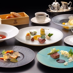 フランス料理 フォーシーズンのコース写真