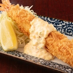 1本なんと18ｃｍの特大エビフライ！食べ応え抜群です！！