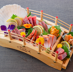 海王マグロ盛りと旬の鮮魚アーチ橋盛り合わせ