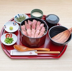 食べ方色々、名物御膳