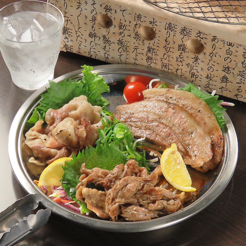 日本酒と炭の香で贅沢に、食材そのものの味をご堪能ください