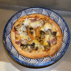 トリュフ香るビスマルクピザ