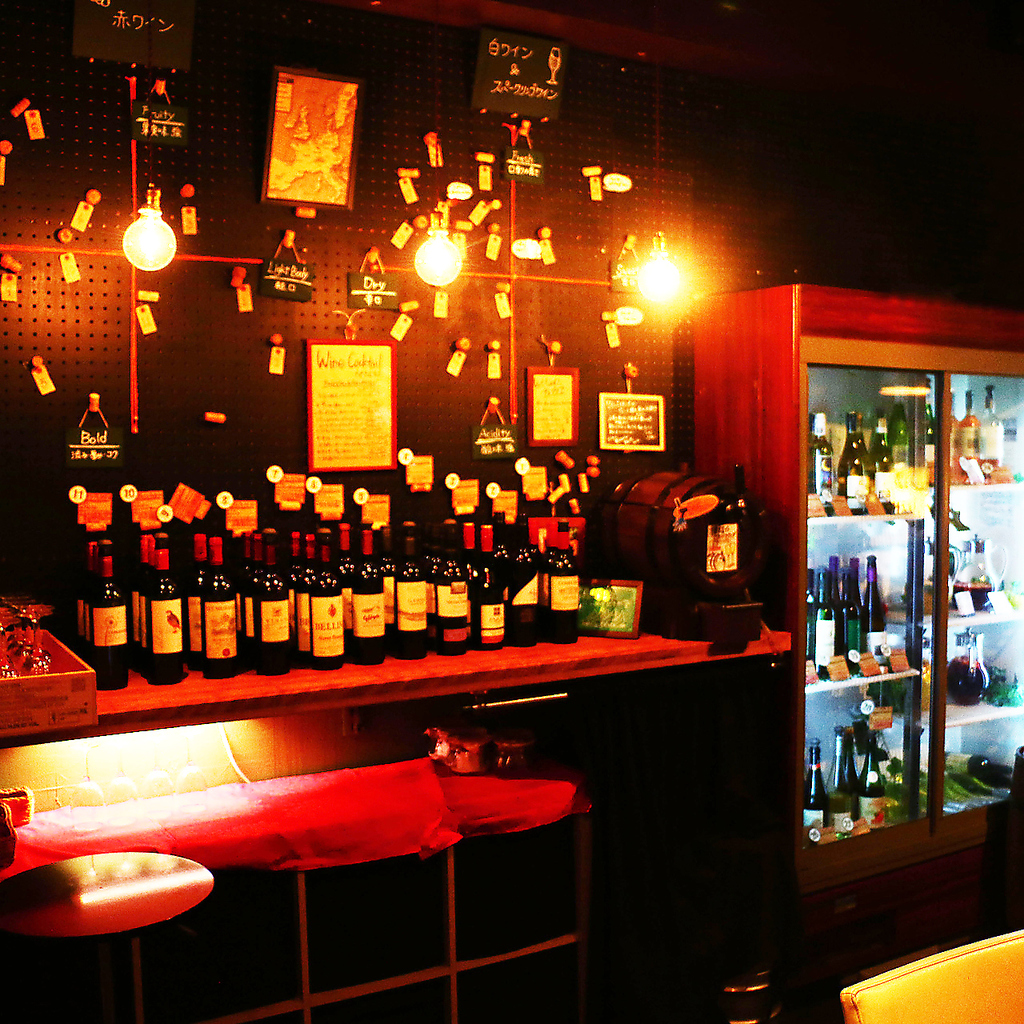 豊富なワイン★常時30種類以上そろえています！