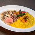 料理メニュー写真&nbsp;豚ヒレ肉とグリル野菜のピラフ/きのこソース掛け