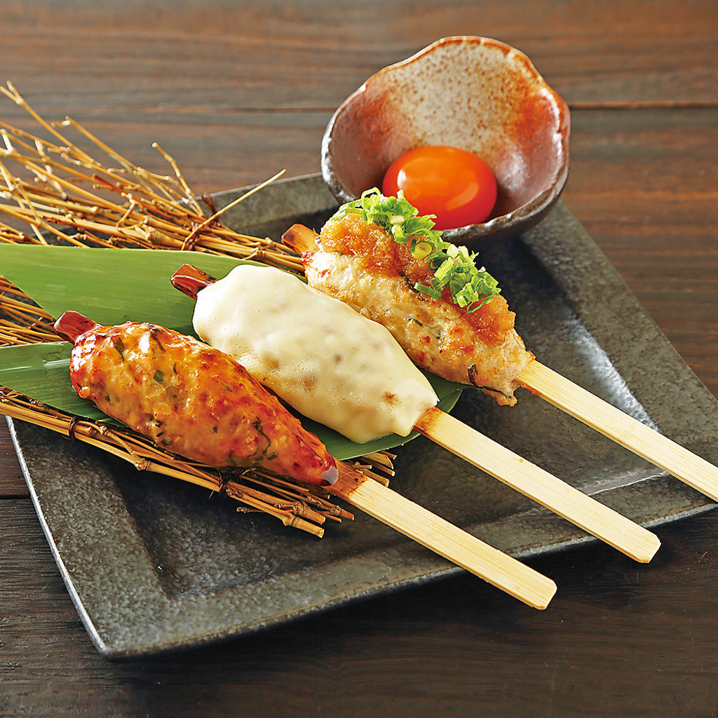 上州しゃもの美味しさを凝縮させたつくねに「タレ・チーズ・おろしポン酢」の3種類をご用意♪